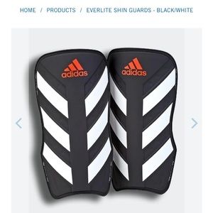 Adidas Everlite shin guards youth large.